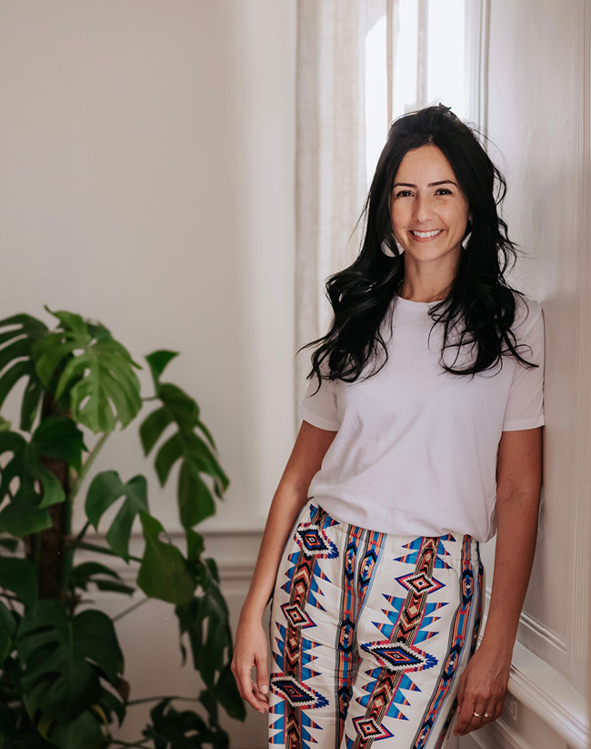 nora-manoukian-fondatrice-maison-serena-portraits-talents-clients-studio-creation-graphique-graphiste-webdesigner-freelance-strasbourg-lille-paris-studiopolette